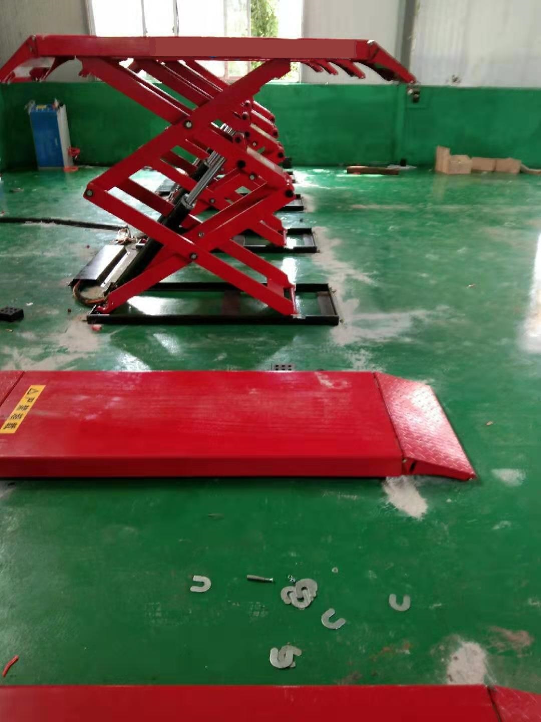 3T 1.85m On Ground Ultrathin Hydraulic Scissor Car Lift