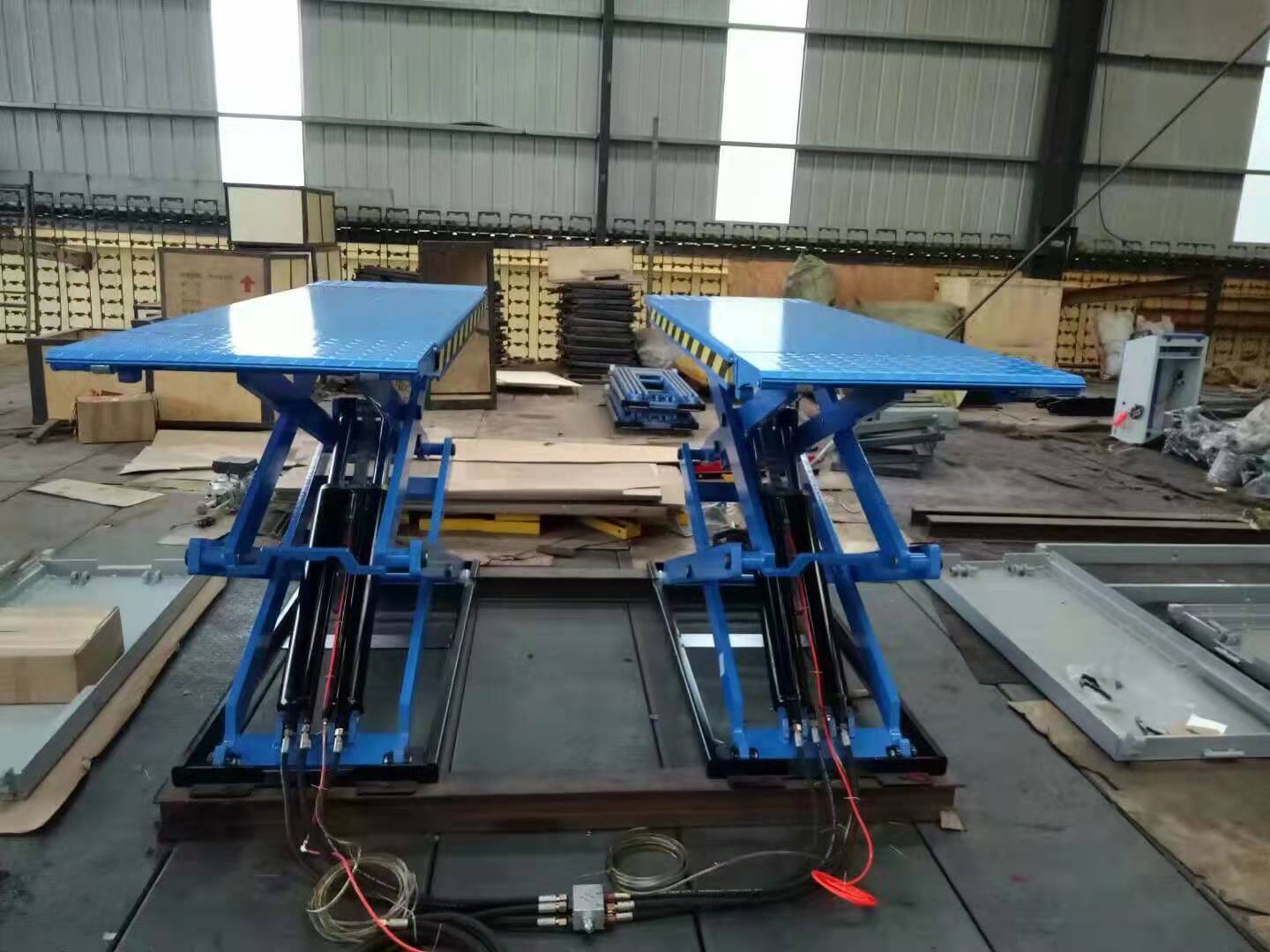 3T 1.85m On Ground Ultrathin Hydraulic Scissor Car Lift