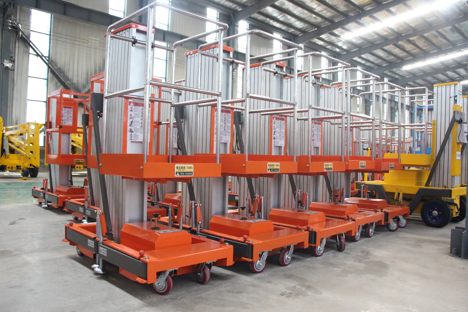 10m Vertical Electric Driveable Personnel Single Mast lift Factory For Sale