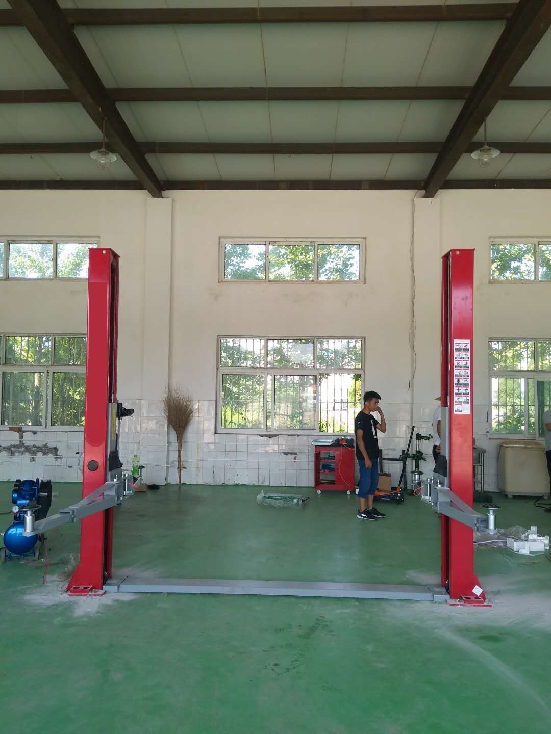 3.5T 4T 4.5T Two Post Car Lift Price