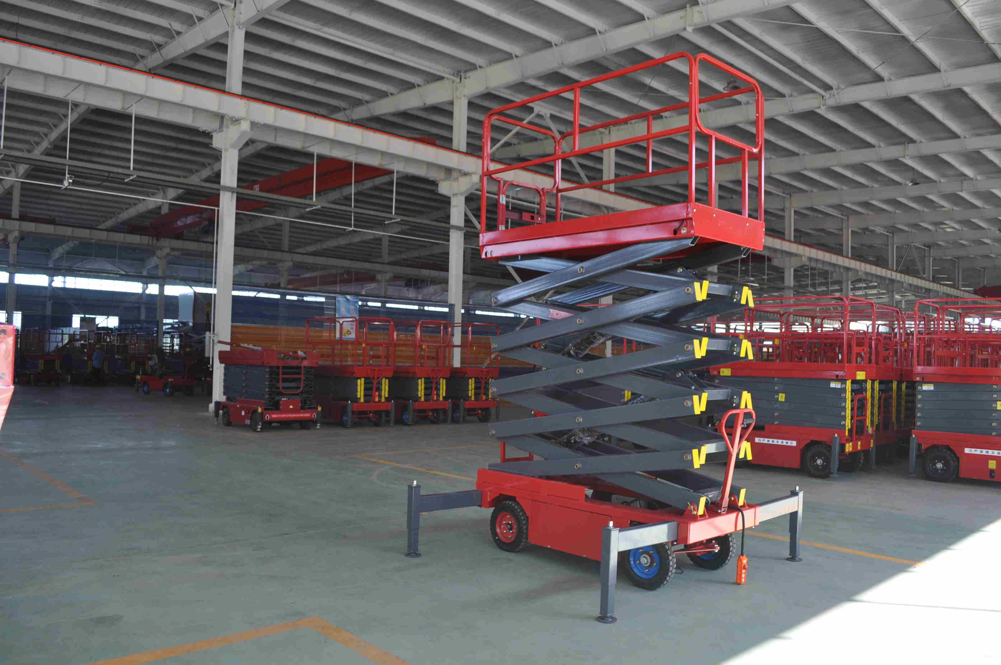 Mobile-Scissor-Lift.jpg